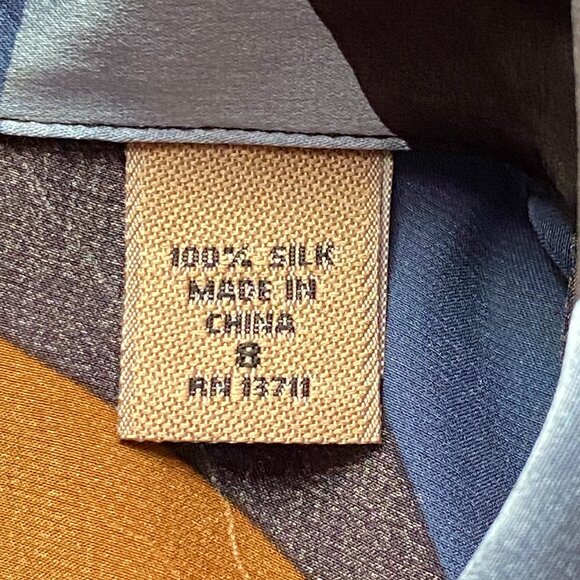 NWT i.e. Womens 100% Silk Blouse Shirt Sz 8 (M) 3/4 Sleeve Blue/Brown Abstract - Picture 9 of 11